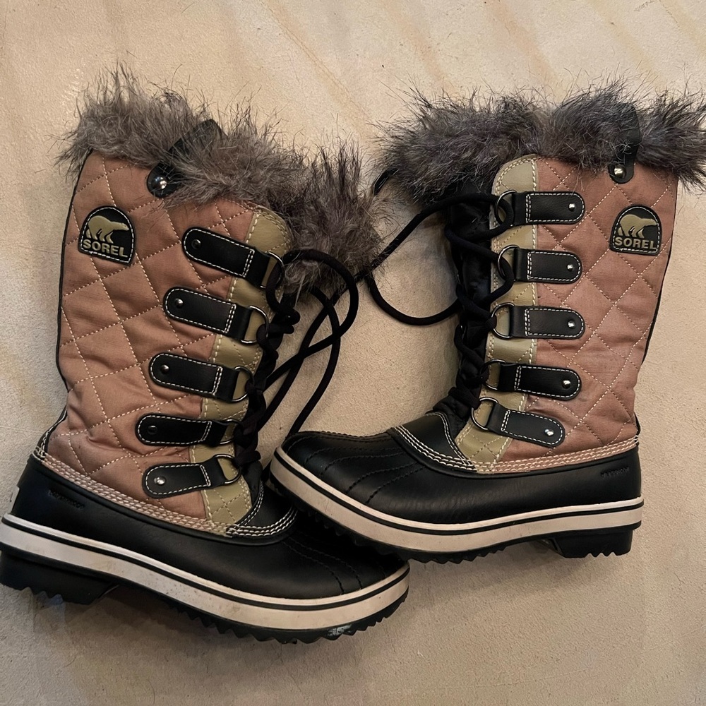 Sorel Joan of Arctic Winter Boot sz7
